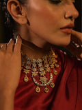 Layla Choker
