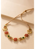 Qamri Choker