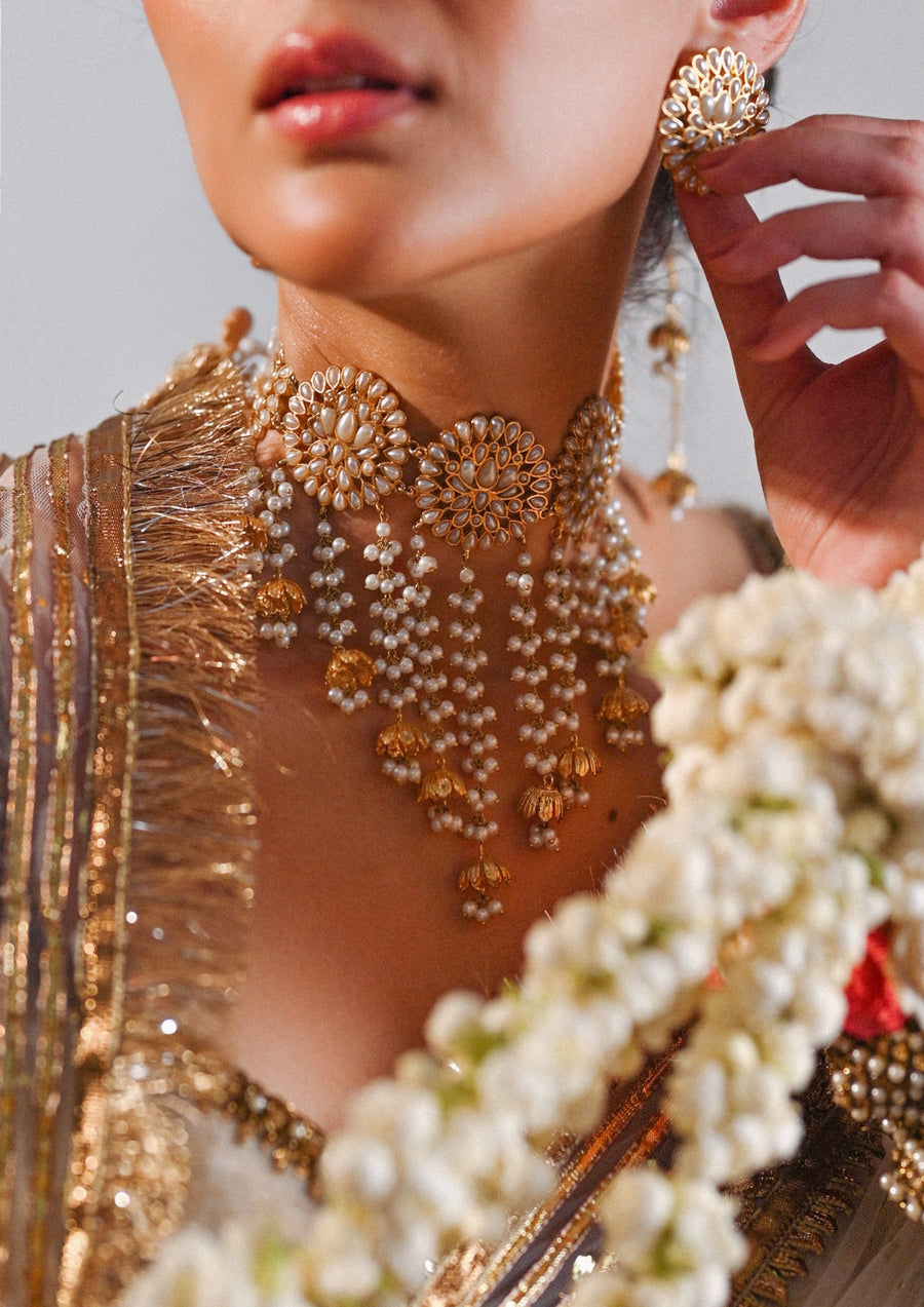 Roshni Choker